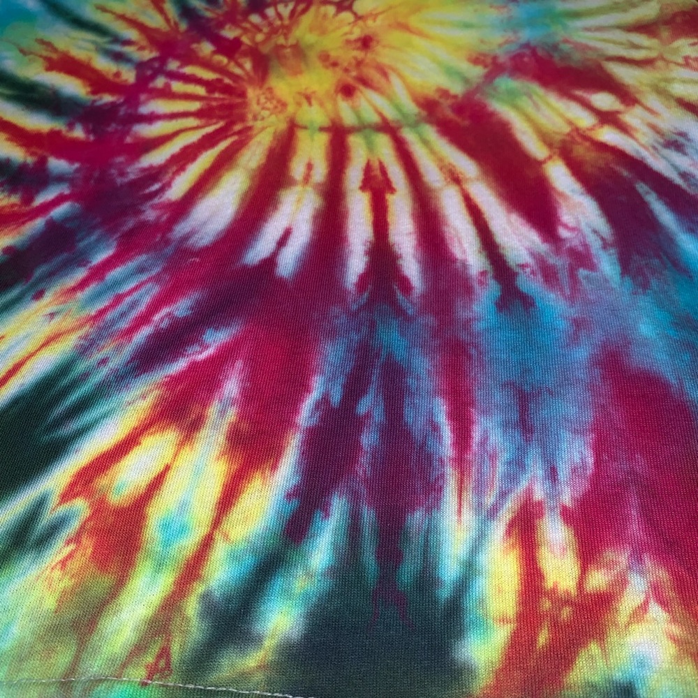 NWOT Gildan Youth Size Small Tie Dye Girls Boys - Picture 3 of 5